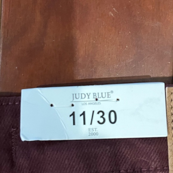 Judy Blue Jeans NWT Ladies Size 11/30 Cropped Wide Leg Super Stretchy Super Soft - Picture 5 of 7